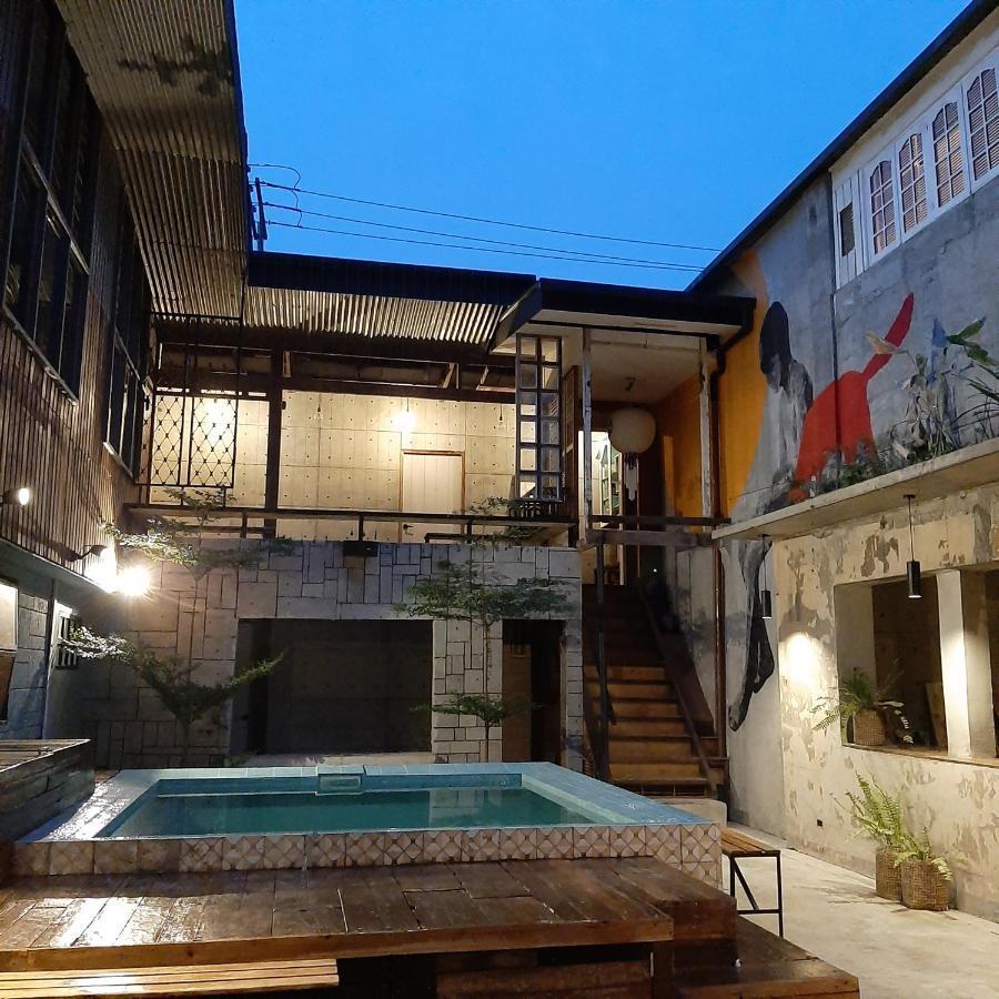 The Flying Fish Hostel Cebú Exterior foto